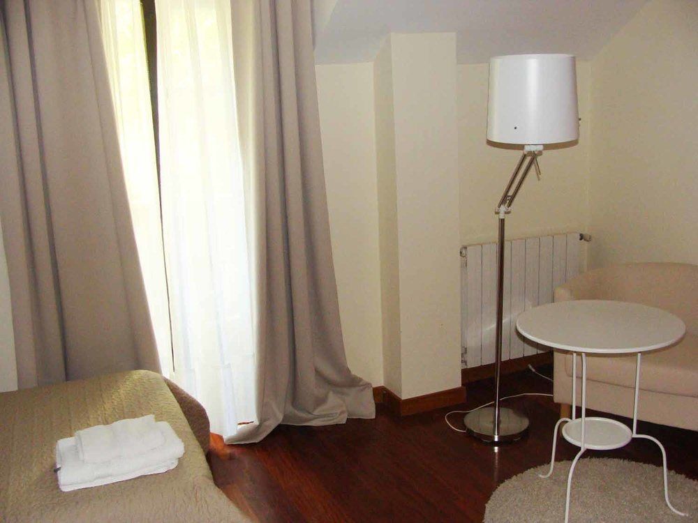 Hotel Montanas De Covadonga Onís Extérieur photo