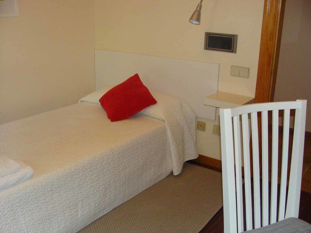 Hotel Montanas De Covadonga Onís Extérieur photo